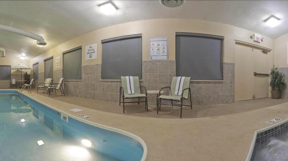 Holiday Inn Express & Suites Ashtabula-Geneva By Ihg Austinburg Esterno foto