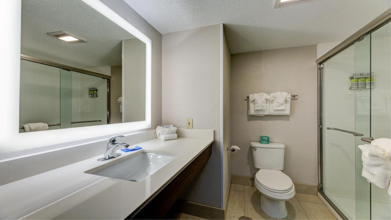 Holiday Inn Express & Suites Ashtabula-Geneva By Ihg Austinburg Esterno foto