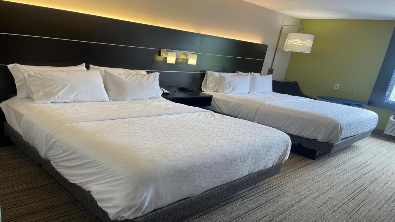 Holiday Inn Express & Suites Ashtabula-Geneva By Ihg Austinburg Esterno foto