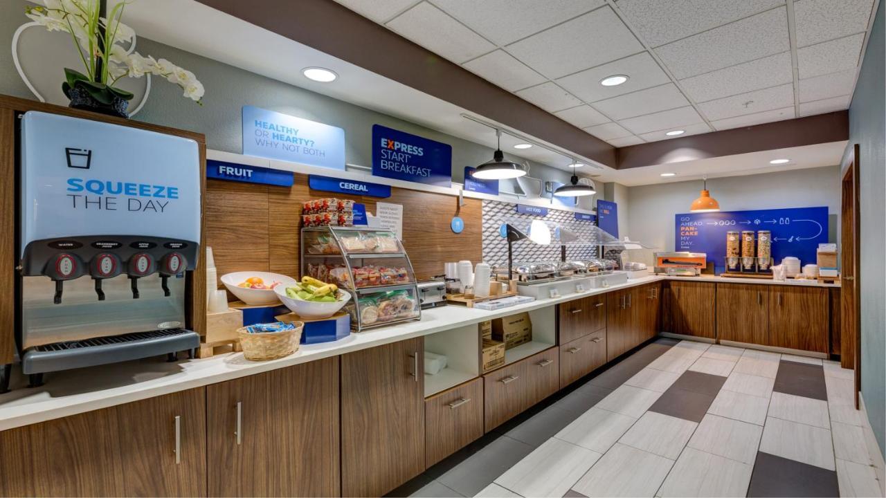 Holiday Inn Express & Suites Ashtabula-Geneva By Ihg Austinburg Esterno foto